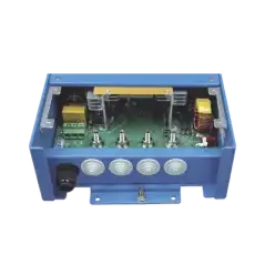 Centaur 12 40   Cargador de Baterías 12V 40A   Para Ambientes Marinos y Terrestres.    Bancos de 160 a 400 Ah