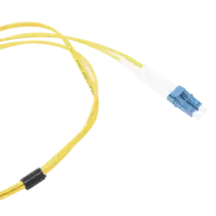 Jumper de Fibra Óptica Monomodo (OS2) XGLO Riser LC UPC LC UPC Duplex OFNR Color Amarillo 1 Metro|SIEMON|Fibra Óptica