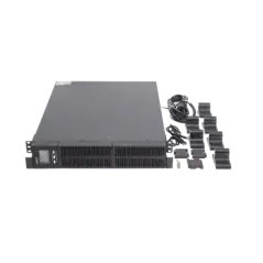 UPS de 3000VA 2700W   Topología On Line Doble Conversión con Baterías Internas   Entrada y Salida de 120 Vca   Clavi