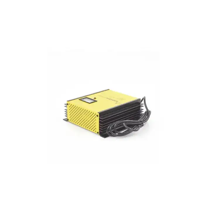 Cargador de Baterías de Plomo Ácido 12 Volts 15 A Bancos de 100 a 200 Ah